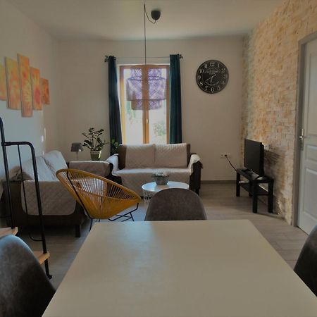 Residence La Salamandre Kamers Rabastens ภายนอก รูปภาพ
