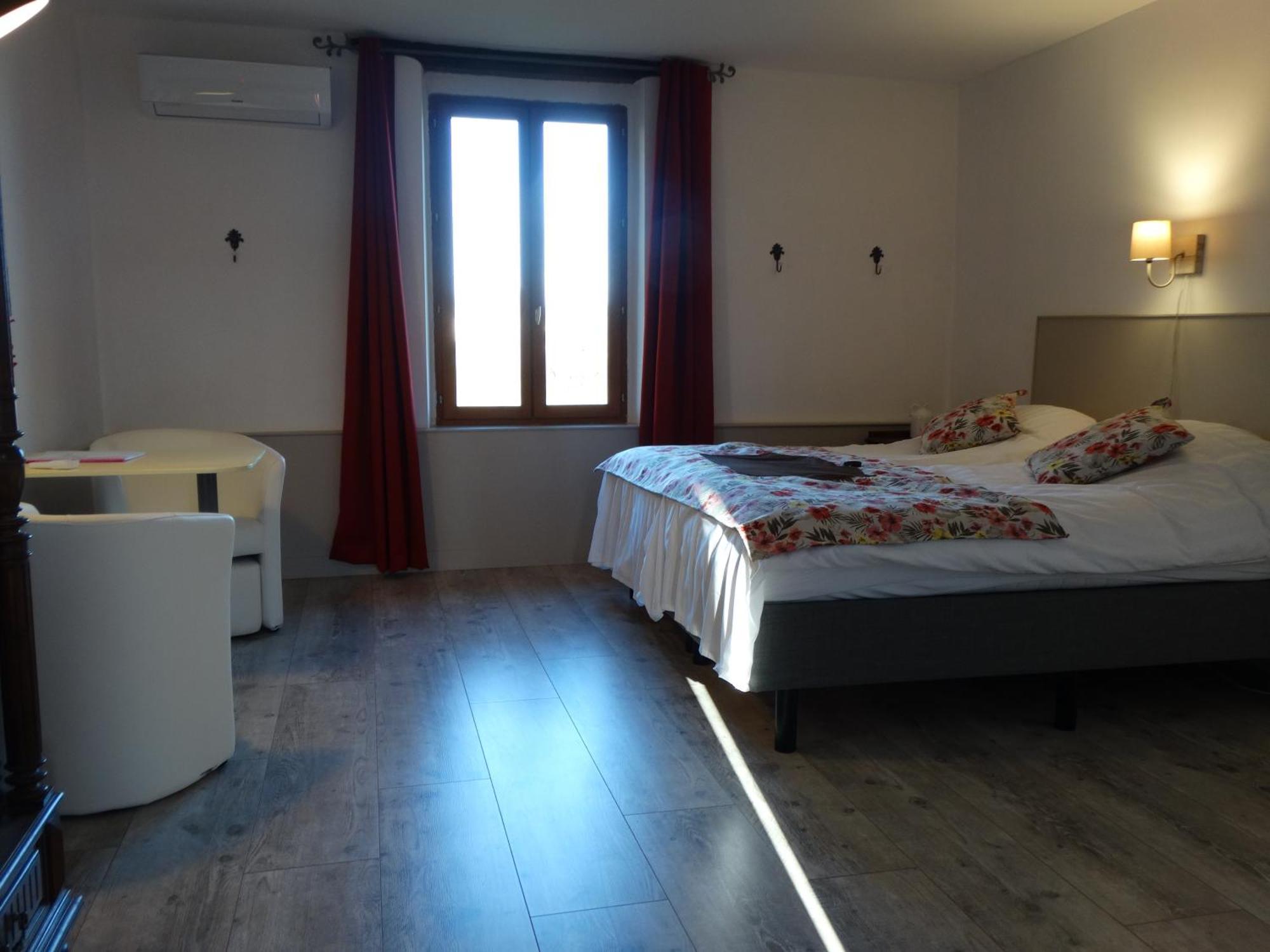 Residence La Salamandre Kamers Rabastens ภายนอก รูปภาพ